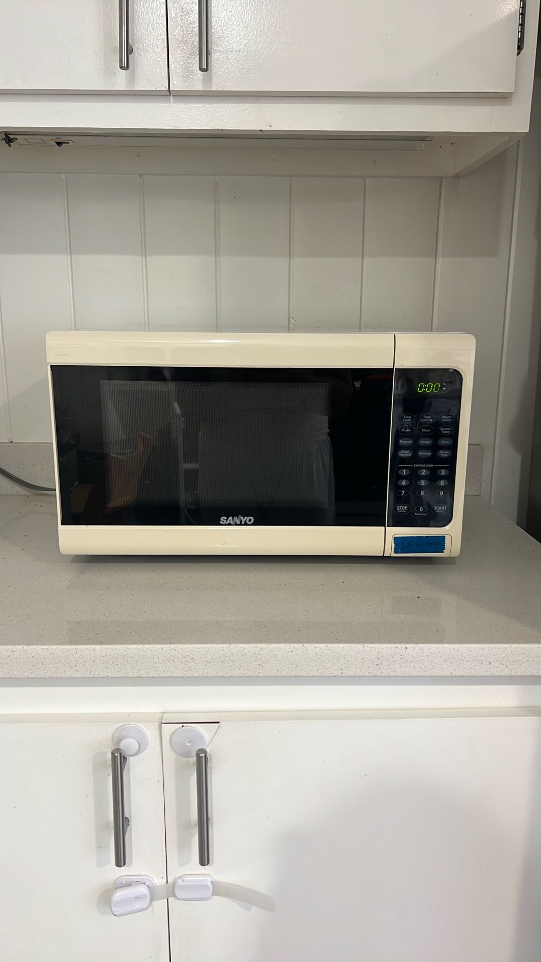 SANYO microwave
