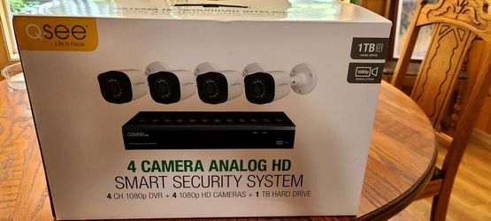 Qsee, 4 camera analog HD Smart Security System