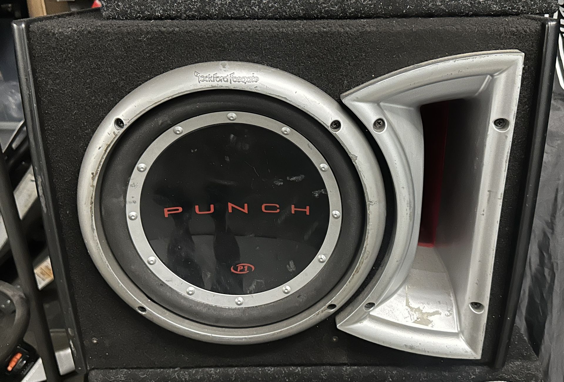 Rockford Fosgate Punch Stage 1 PL1-110 - 10 Inch subwoofer and enclosure
