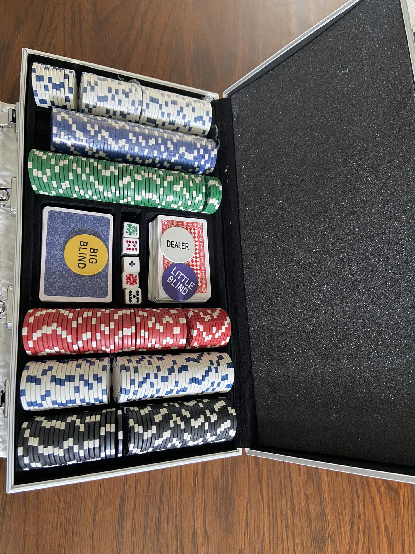 300pcs casino poker chips set 