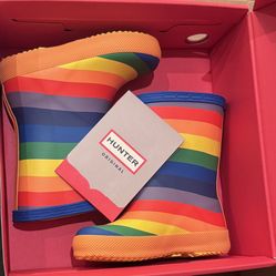 BNIB Hunter Original Kids First Rainbow Waterproof Multicolor rain boots size 6B/7G