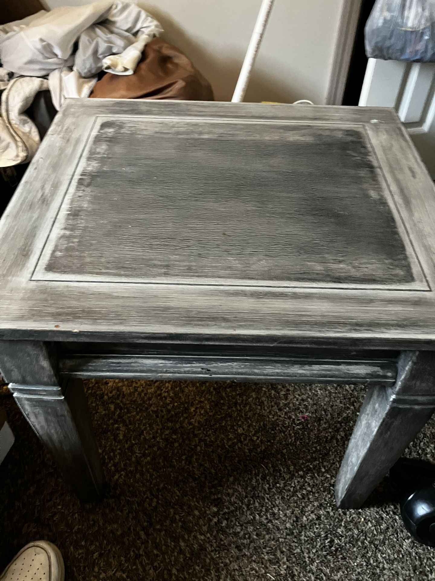 Solid Wood Coffee Table/End Table