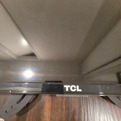 TV  TCL55"