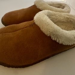 Columbia Women's Fleece Lined Suede Slippers Brown Size 8