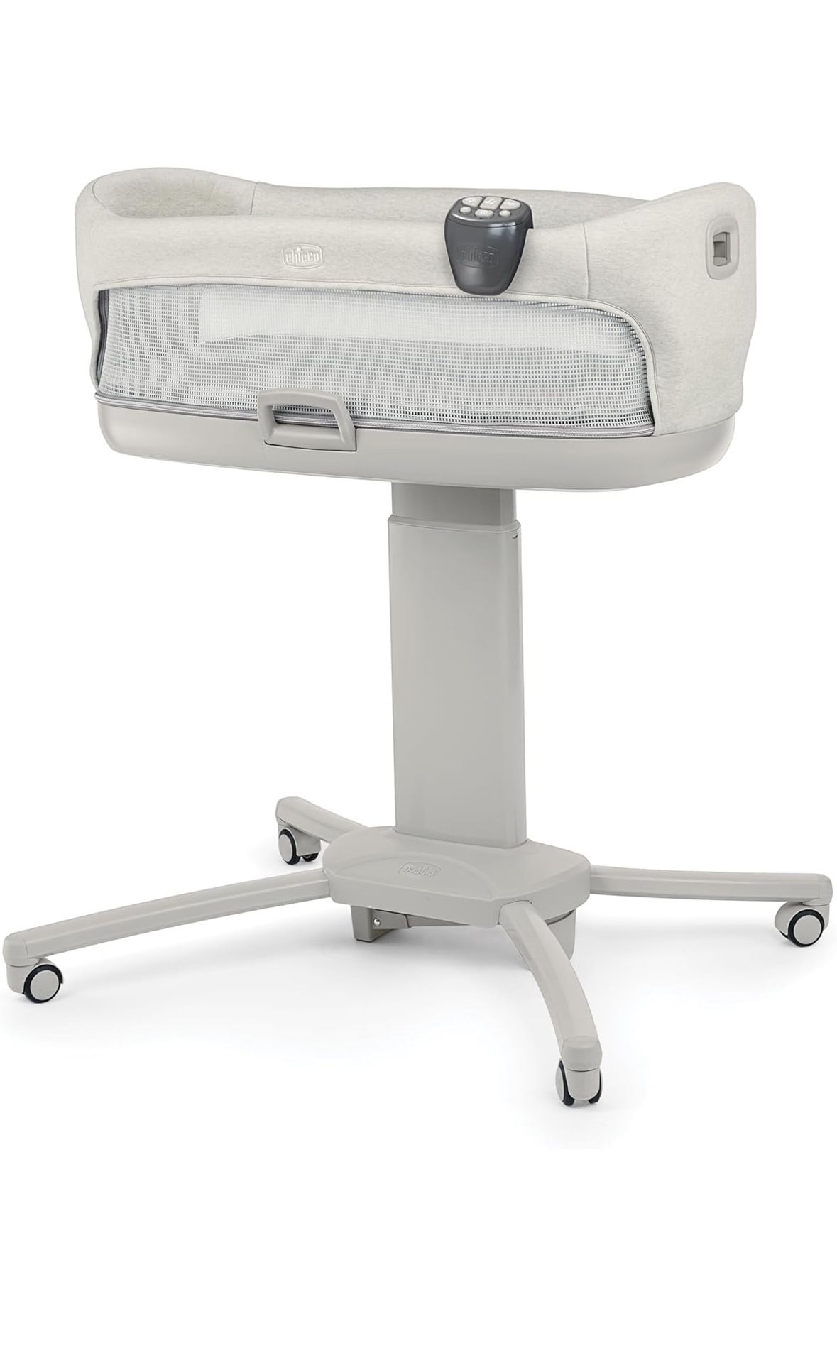 Chicco Close to You 3-in-1 Bedside Bassinet, Portable Newborn Bassinet with Wheels, Adjustable