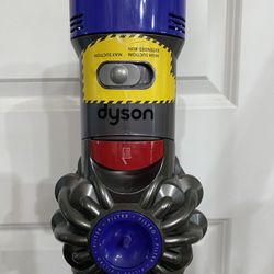 Dyson V8 Animal Cordless Vacuum 