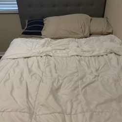 Full Size Bed Frame With Mattress 