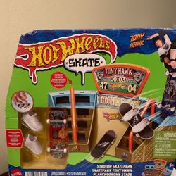 HOT WHEELS SKATE TONY HAWK 