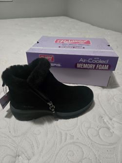 Skechers