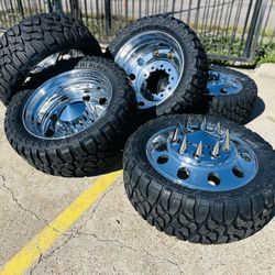 24” Alcoa Wheels With37” Tires