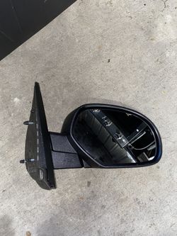 2007-13 Chevy Silverado Right Side Mirror