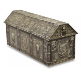 “Nosferatu” coffin- Official tin embossed popcorn bucket