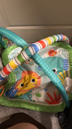 Tummy time play mat