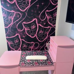 Pink Nail Desk and Chair