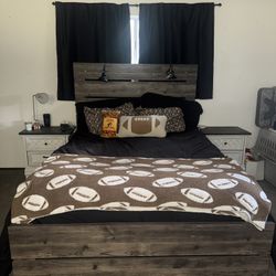 Queen size bed