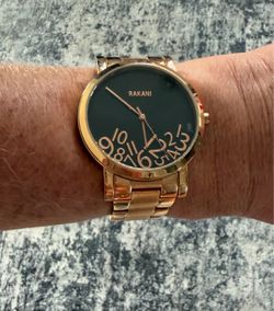 Ladies fashion watch