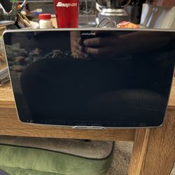 Alpine ILX-F511 Halo11 11-inch display  Kenwood pioneer sundown JL w7 Rockford kicker