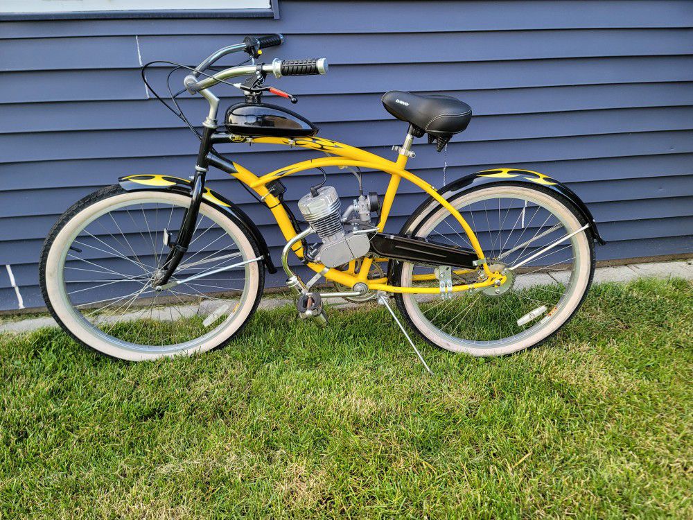 Mikes Hard Lemonade Motor Bike