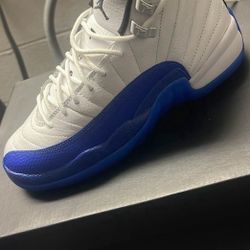 Air Jordan 12 Retro (GS) Size 4Y