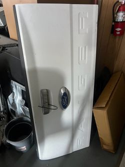 Ford Ranger Tailgate 2018-2019 white