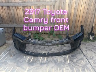 2017 Toyota Camry front bumper OEM
