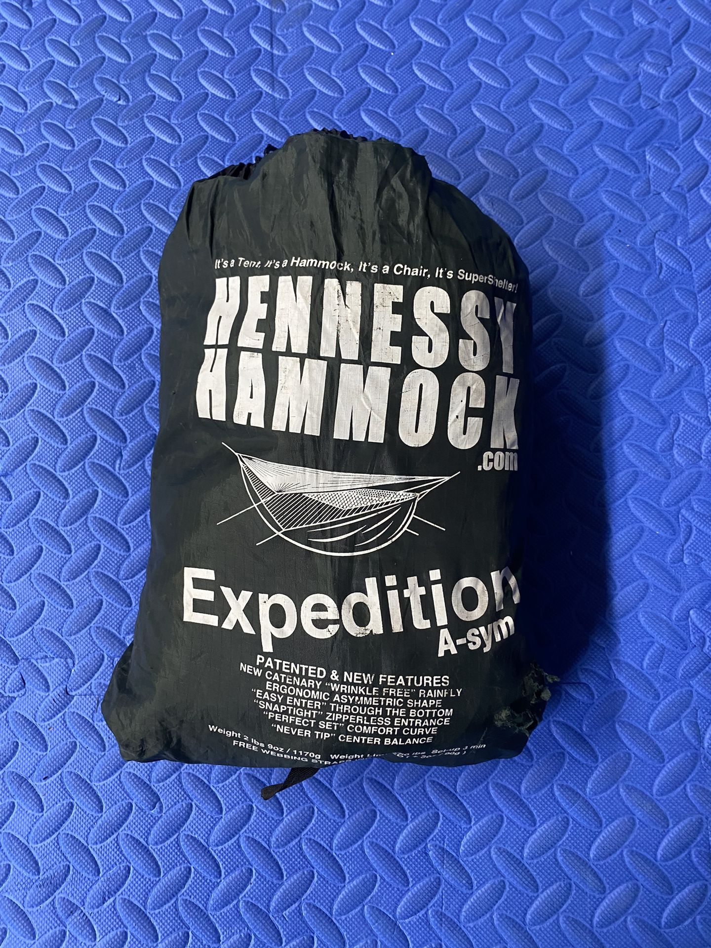 Hennessy Hammock / Camp Shelter