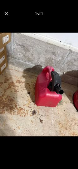1.25 gallon gas can