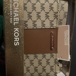 Michael Kors New Belted Bag