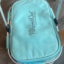 Pampered Chef Food And Vegetables Picnic Basket With Bread Cutting 