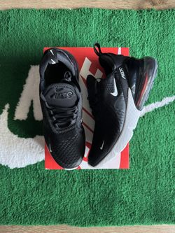 Airmax 270 Black White 7Y