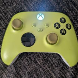 Xbox Series Controller( Read Description )