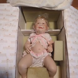 The Ashton-Drake Galleries cute as a button Porcelain Baby Doll 