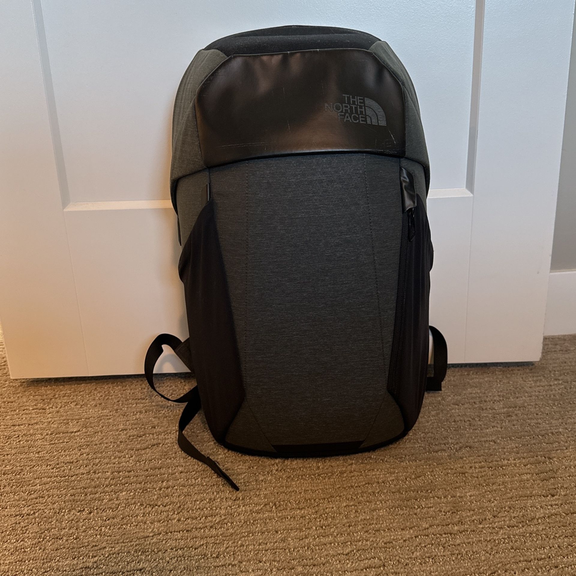 North Face Access 02 25L Laptop Backpack