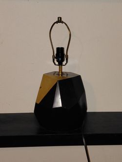 Geometric lamp, no shade