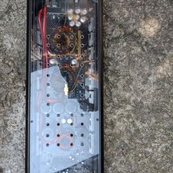 AP 2000 Amp