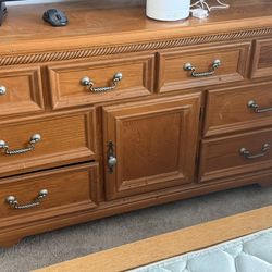 Dresser With Door And 8 Drawers