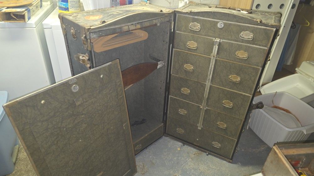 Antique Herkert & Meisel Wardrobe Steamer Trunk