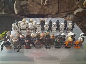 Lego minifigure lot