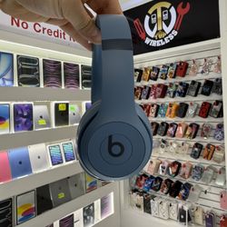 Beats Solo 4 