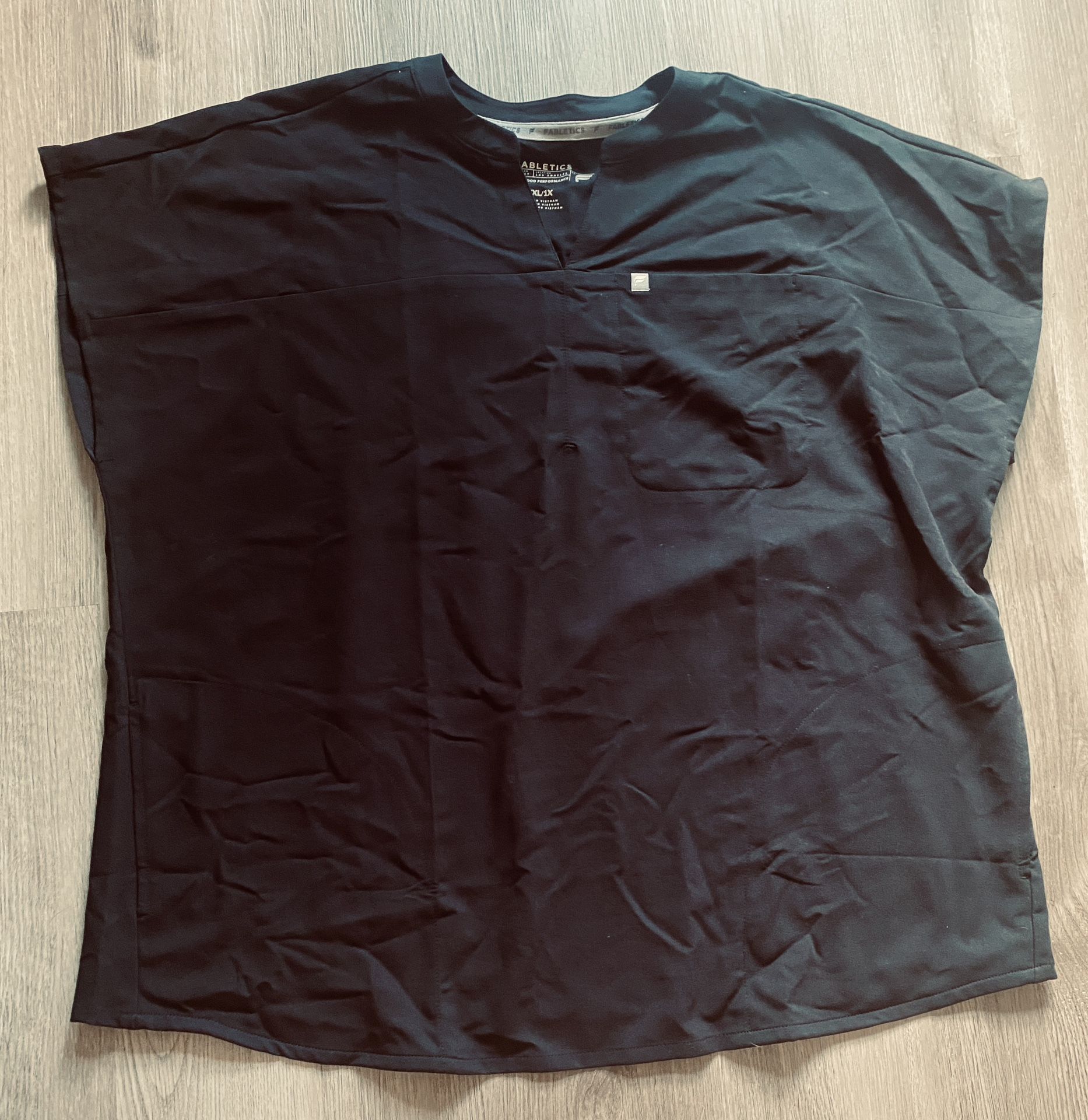 Fabletics Scrub Top Black