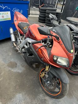 2003 SV650 project bike $444