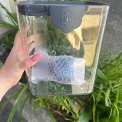 Ready and fresh storage container