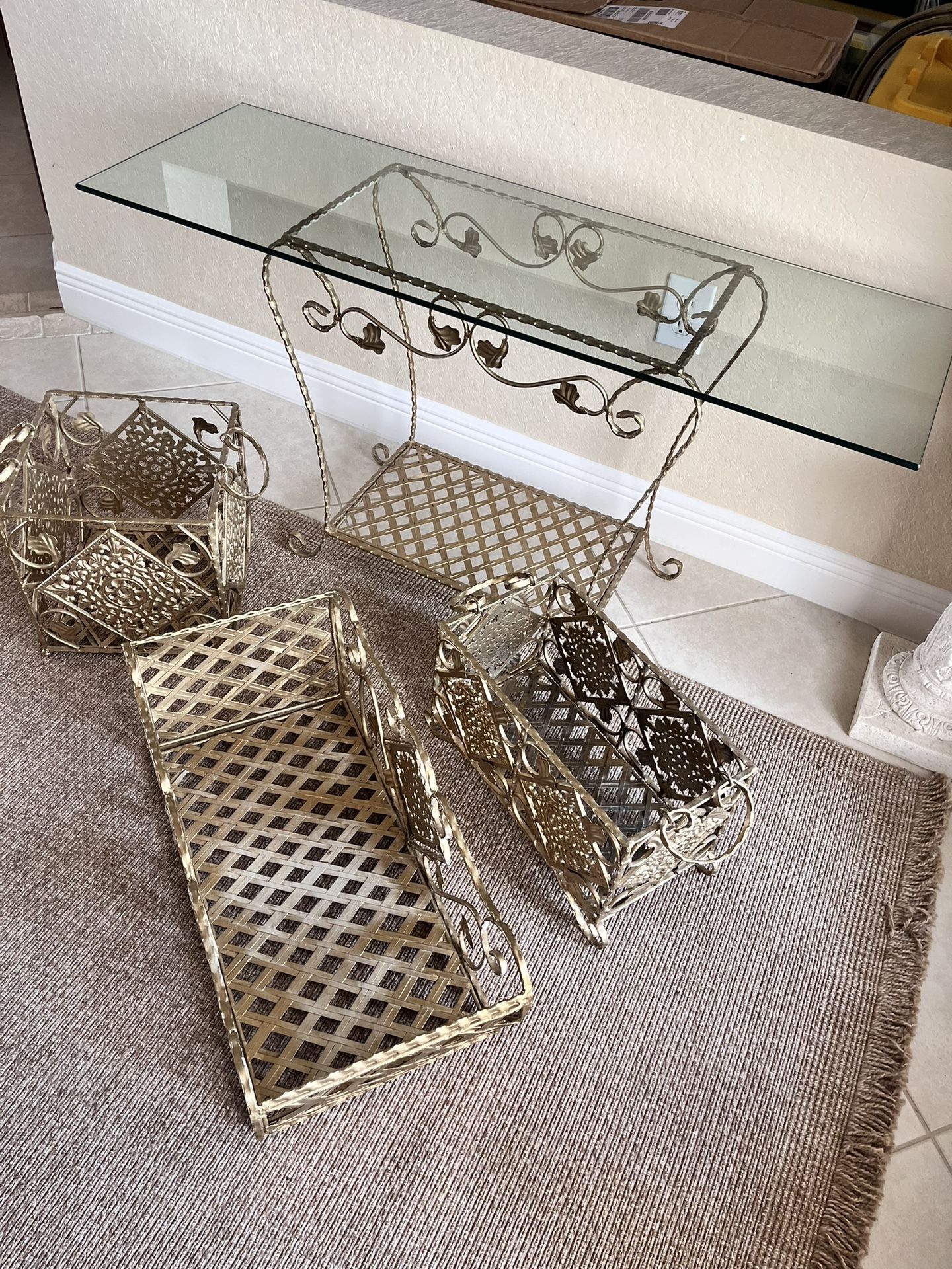 Four Plant Bases Plus Glass