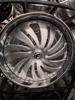 BRAND NEW SET OF FORGIATO WHEELS