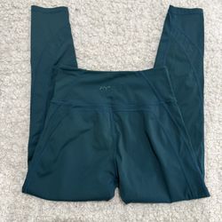 Alphalete Leggings Medium 