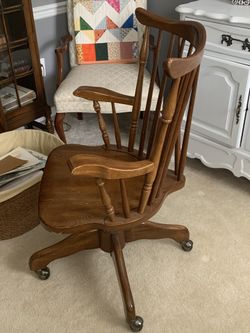 ANTIQUE COMPUTER CHAIR