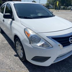 2015 Nissan Versa