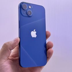 iPhone 13 Blue