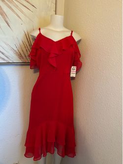 Women’s dress size 6 new with tags