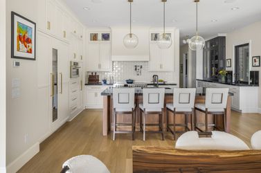 Kitchen Cabinets – Custom Sizes Available